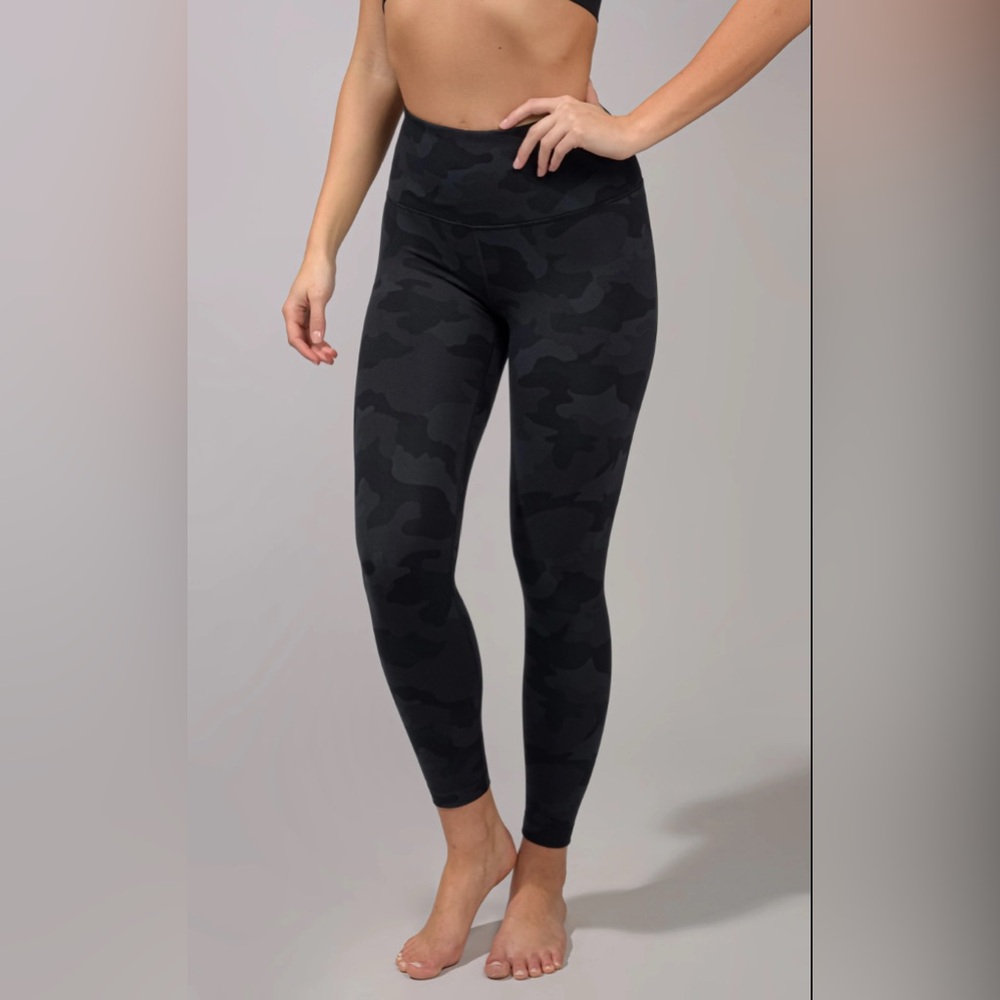 Yogalicious Lux 7/8” Dark Camo Ankle Leggings
